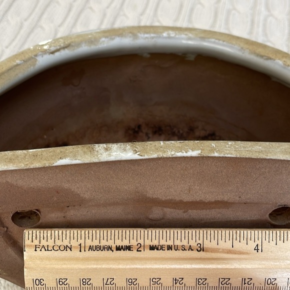 Glazed ceramic wall planter. Cute design. Boho. White see pics for dimensions - Picture 6 of 9